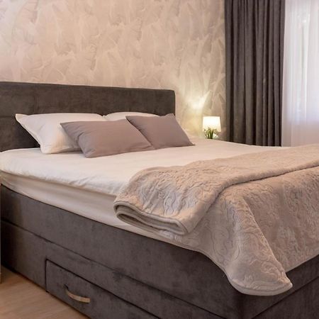 Star Apartment สปลิท ภายนอก รูปภาพ