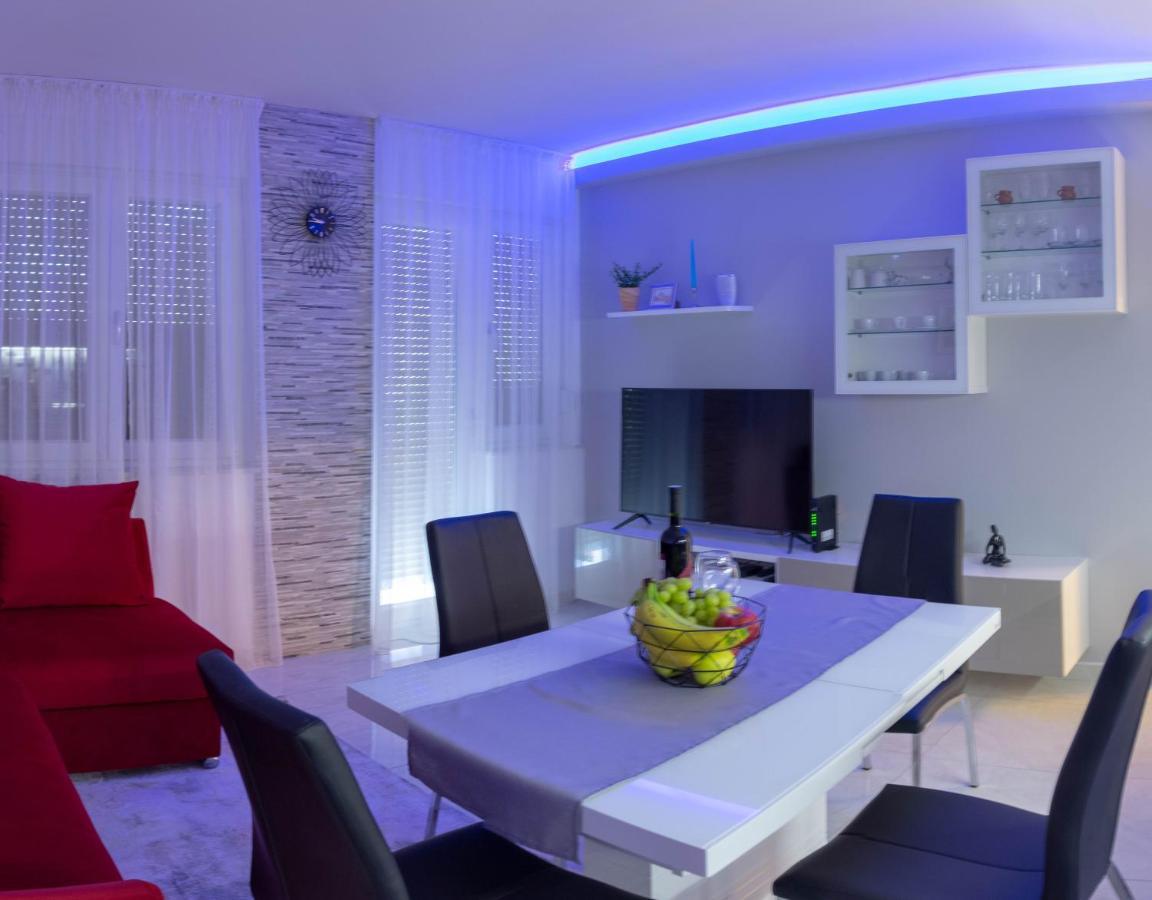 Star Apartment สปลิท ภายนอก รูปภาพ